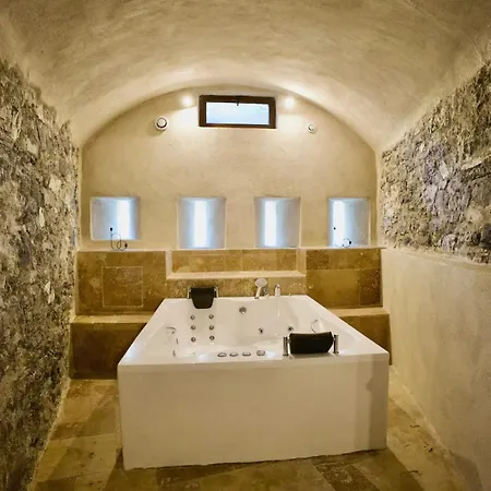 Le Bastion - Jacuzzi Au Chateau Апартаменты Альбервиль